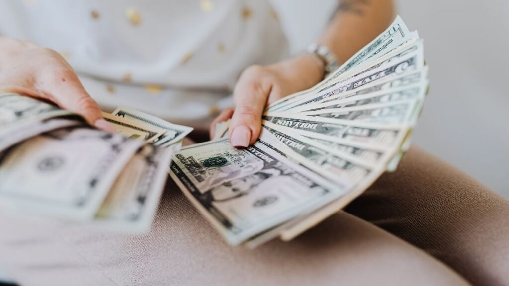 como organizar finanças pessoais