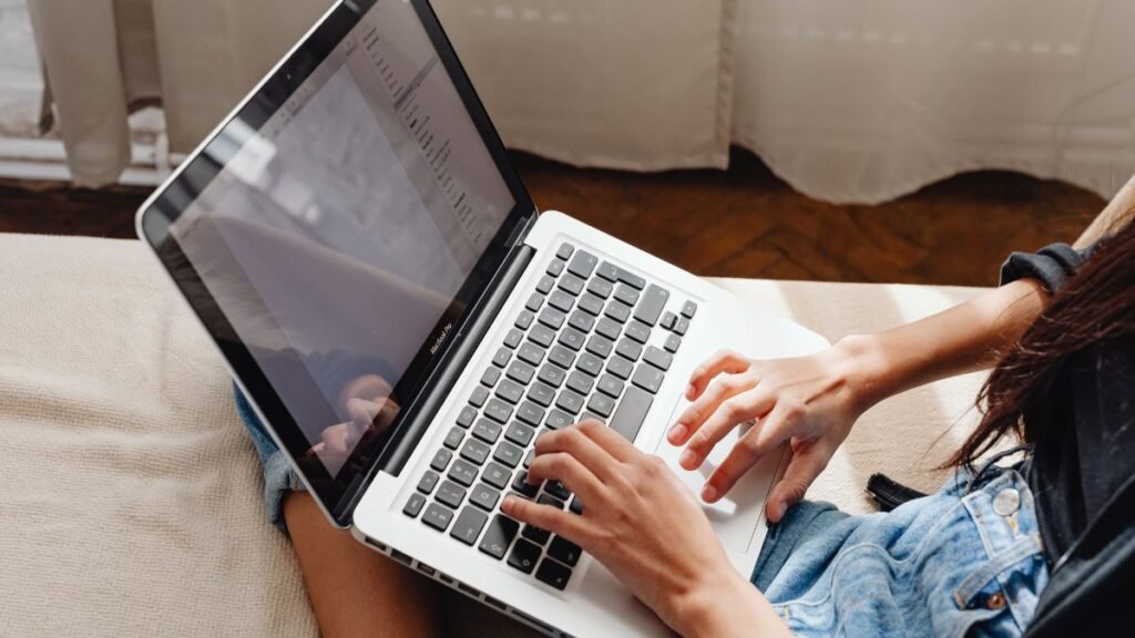 como trabalhar online em casa